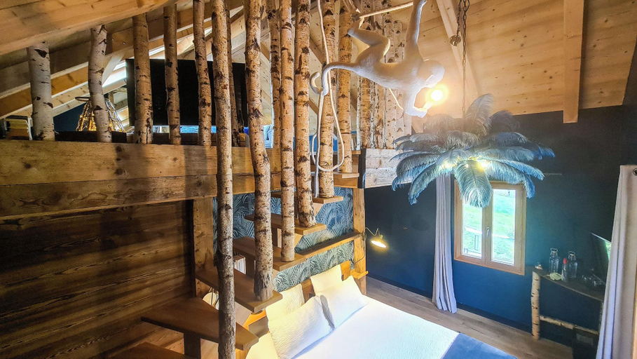 Room 5, Chalet 1703, Haute-Savoie