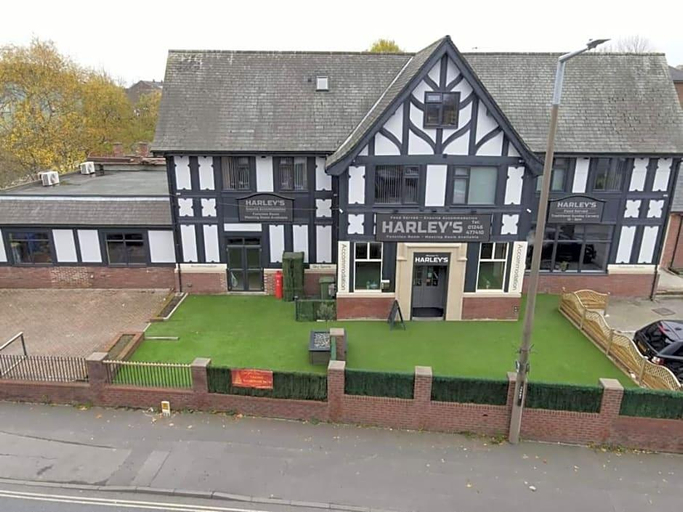 Exterior & Views 2, Harleys Inn, Derbyshire