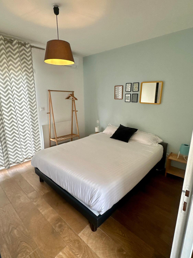 Bedroom 2, Effet Lodge, Rhône