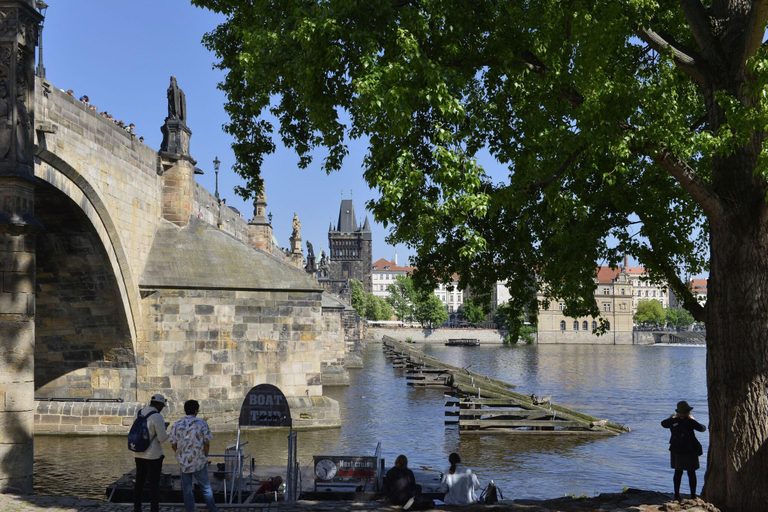 Exterior & Views 1, Hotel At Golden Scissors, Praha 1
