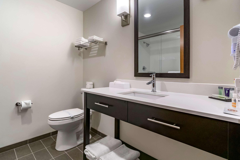 Room 3, Sleep Inn and Suites, Chelan