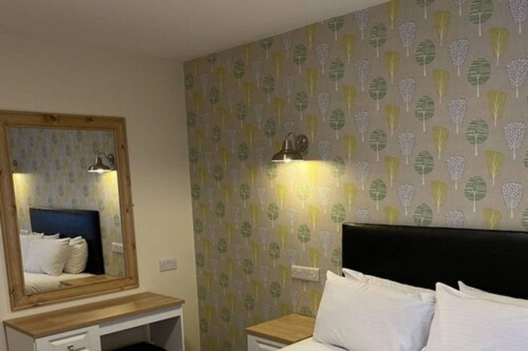 Bedroom 3, The Bournbrook Inn, Birmingham