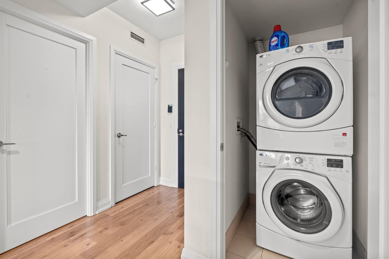 Bathroom 5, Modern Apartments In North York, Toronto