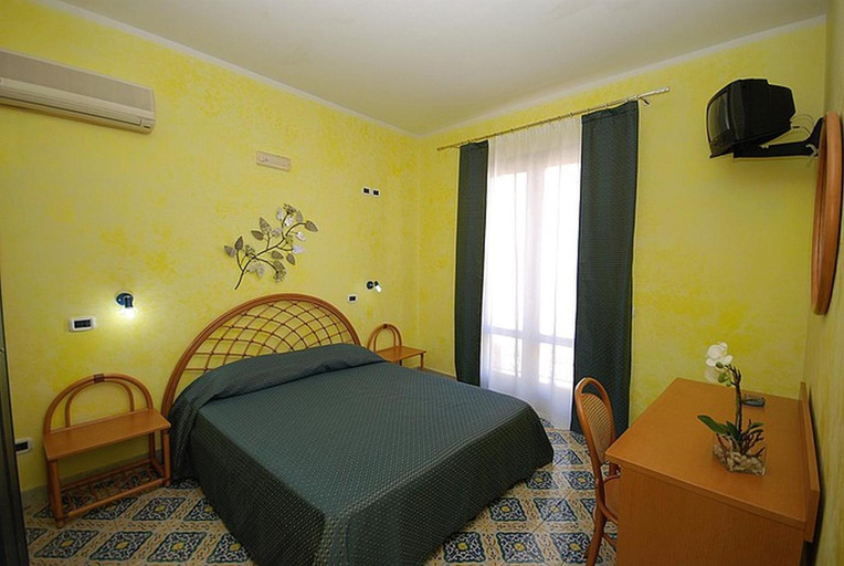 Bedroom 2, Il Melograno, Trapani