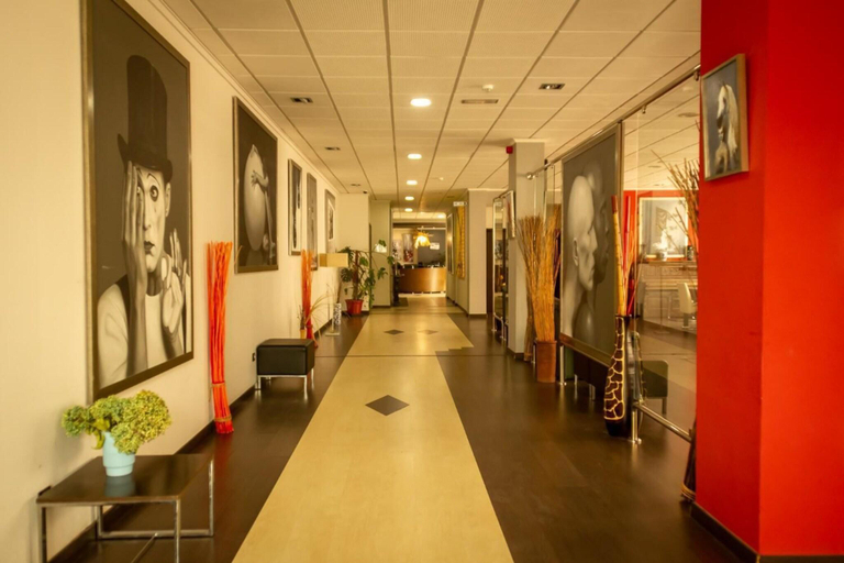 Public Area 2, Hotel Cemar S.L., Pontevedra