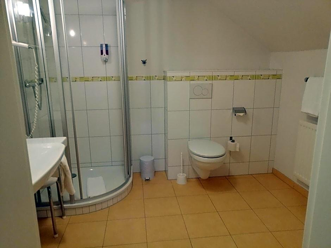 Bathroom 5, Alter Landkrug, Rendsburg-Eckernförde