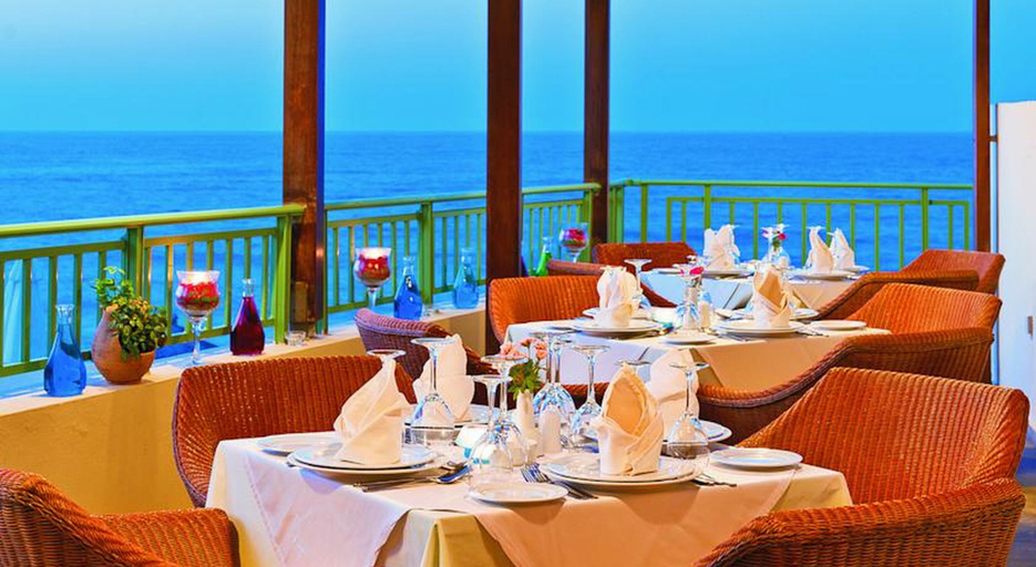 Food & Drinks 5, Grand Bay Beach Resort, Crete