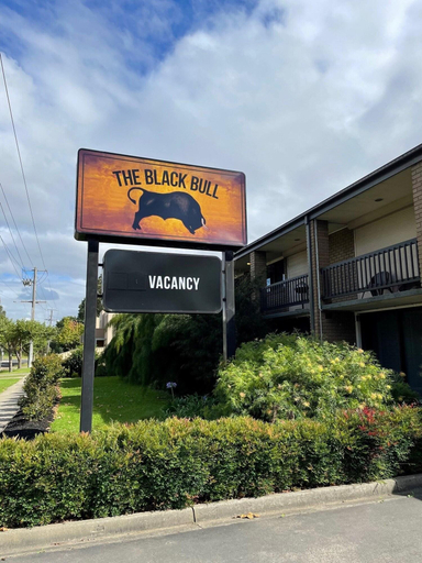 Exterior & Views 2, The Black Bull Motel, Latrobe - Traralgon