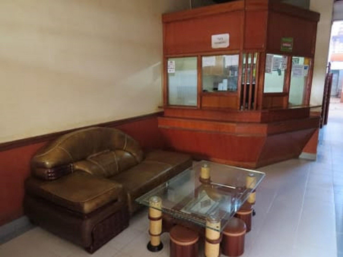 Public Area 2, Kings Meat World Hotel, Mathira