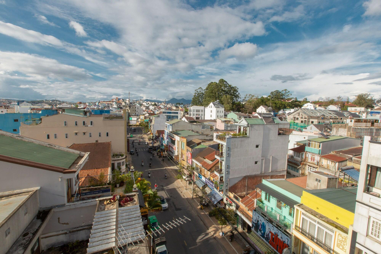 Exterior & Views 2, Queen T&T Dalat Hotel, Đà Lạt
