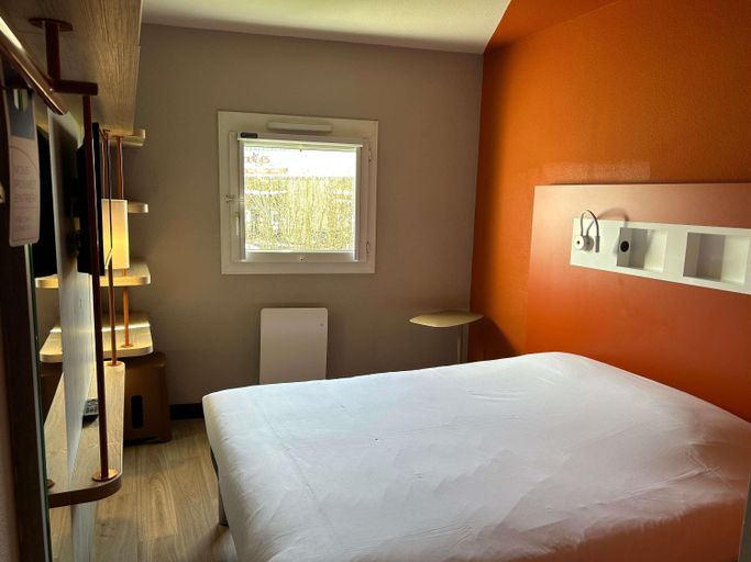 Bedroom 2, ibis budget Rouen Nord Isneauville, Seine-Maritime