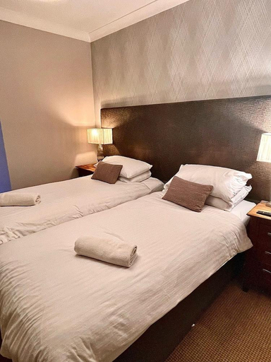 Bedroom 2, Beaufort Hotel , Highland