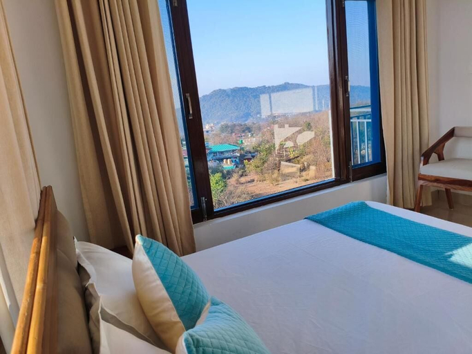 Room 1, AeroVale Lodge, Mandi