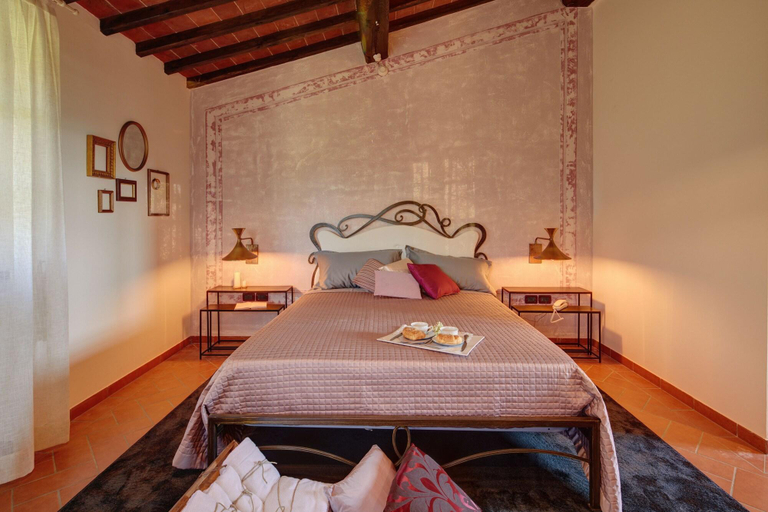 Room 4, DormiVeglia B&B, Arezzo