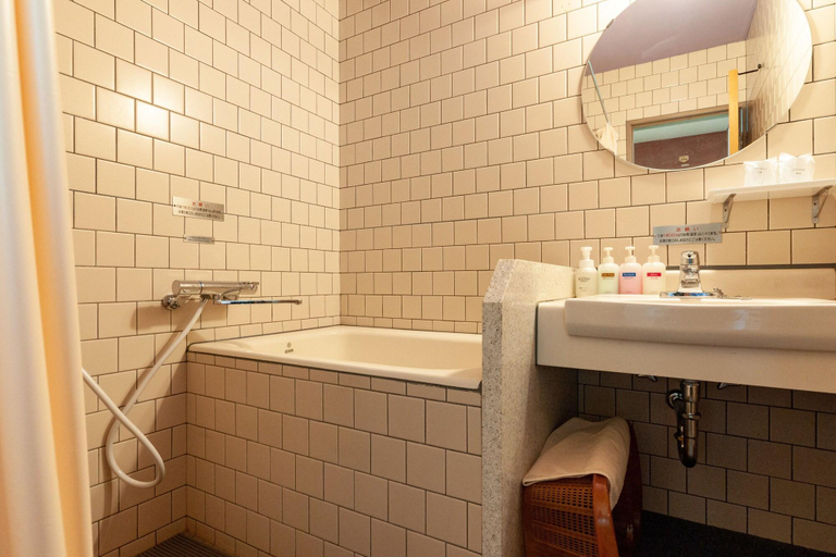 Bathroom 4, Kikuchi Grand Hotel, Kikuchi