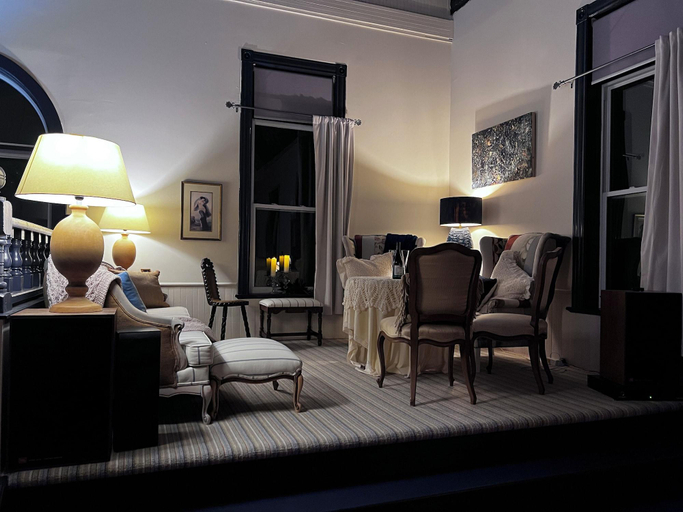 Room 4, Clonmel Castle, Haldimand-Norfolk