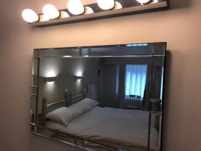 Room 2, The Willow House, Norfolk