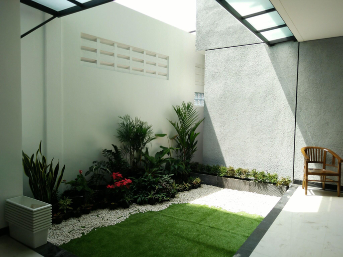 Terrace, P Hostel, Bandung