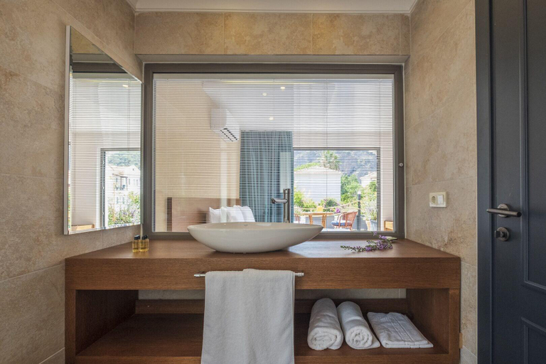 Bathroom 5, On Oda Oludeniz, Fethiye