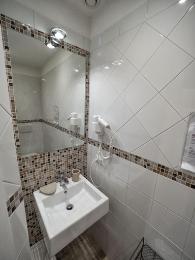 Bathroom 5, BandBFirenze 8Cittadella8, Florence