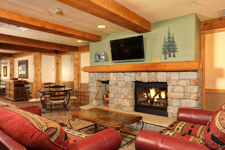 Public Area 2, Dakota Lodge , Summit