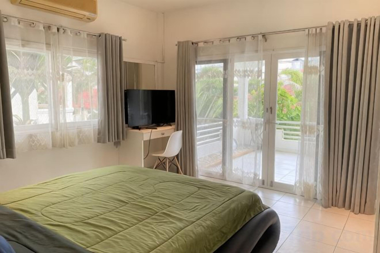 Room 1, Royal park village, Pattaya