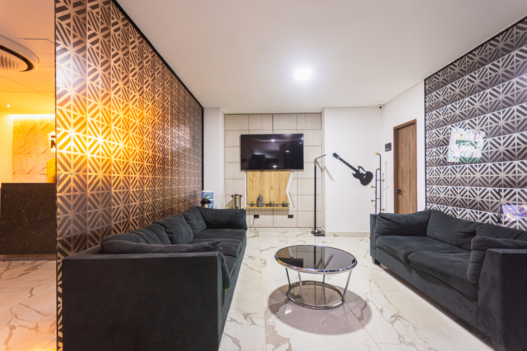 Public Area 3, Hotel Montana, Bello