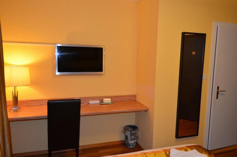 Bedroom 3, Beausitehotel, Ouest lausannois