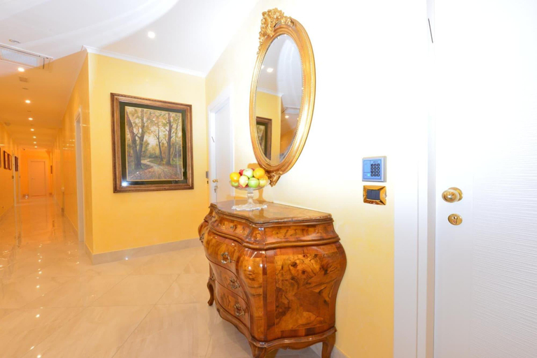 Public Area 2, Fabio Dei Velapazza Luxury Guest House, Rome