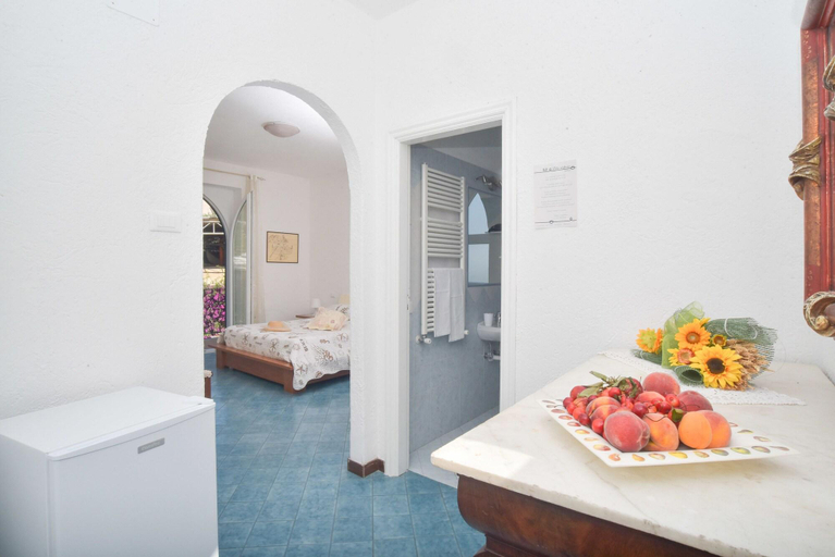 Room 4, Villa Al Porto, Napoli