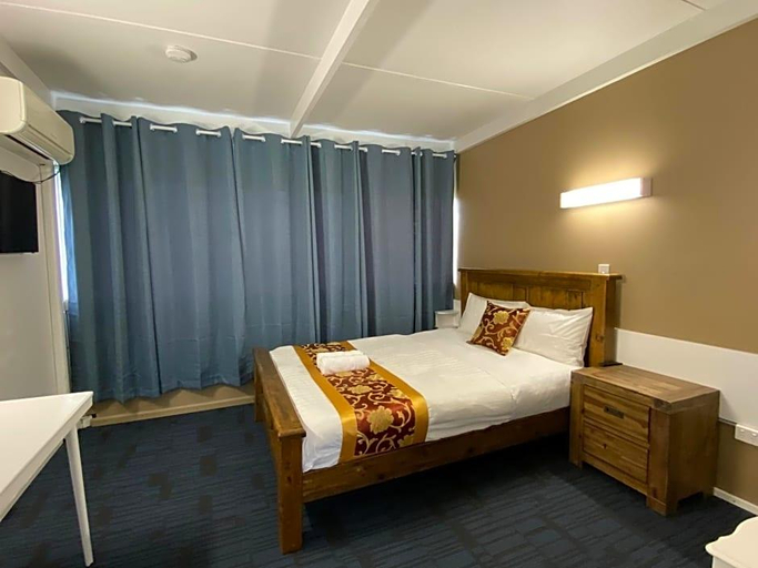 Bedroom 3, Midvalley Motel, Latrobe - Morwell