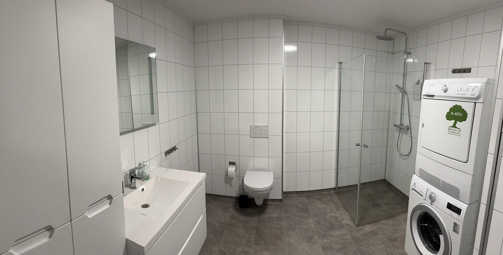Bathroom 4, Lofoten Overnatting - Leknes - Hostel, Vestvågøy