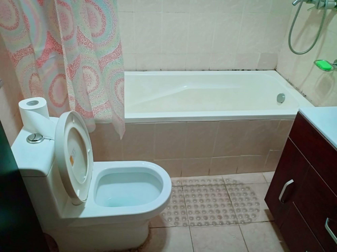 Room 5, Ken S Haven Apartment, Kiambu
