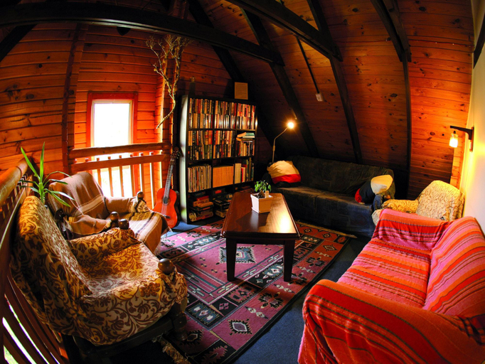 Public Area, Hanmer Backpackers, Hurunui