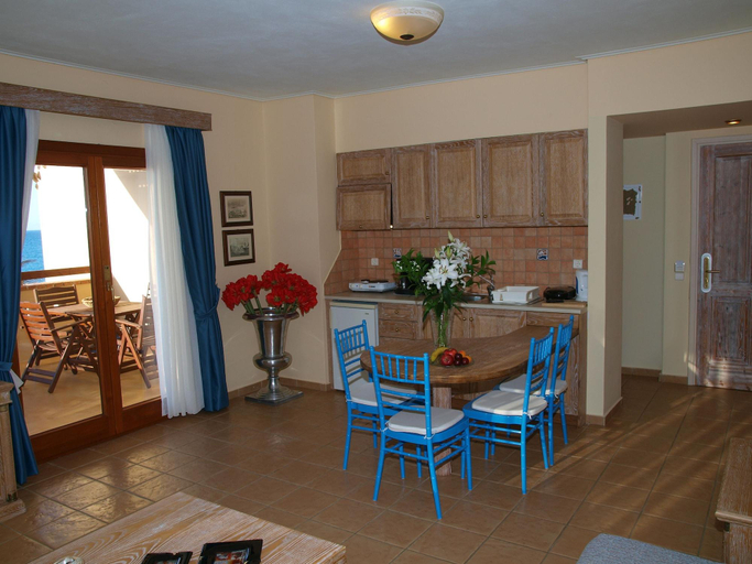 Bedroom 4, Mylos Hotel Apartments, Crete