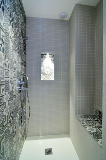 Bathroom 5, L'Hôtel Particulier Béziers, Hérault