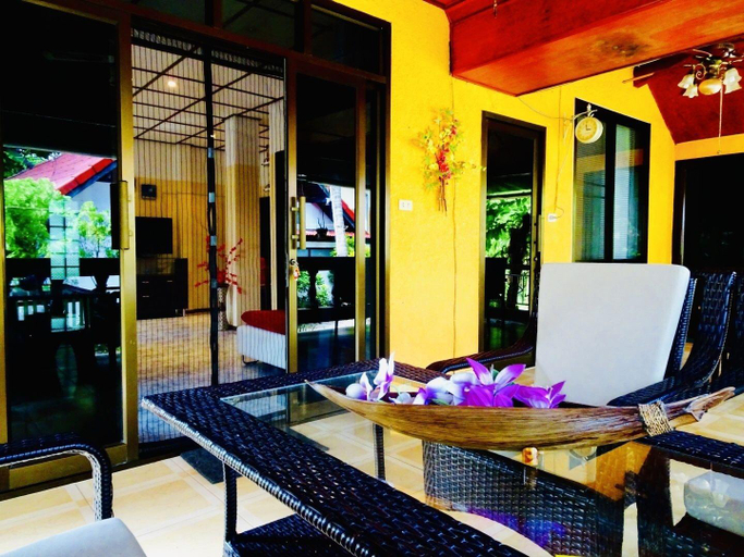 Food & Drinks 4, Starbay Samui, Ko Samui
