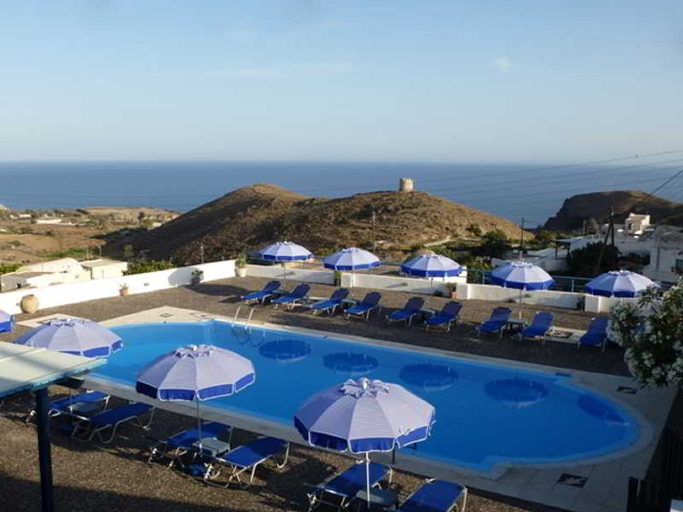 Pool 5, Thira's Dolphin, South Aegean