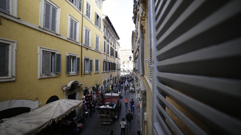 Exterior & Views 2, Suitelifetrevi, Rome