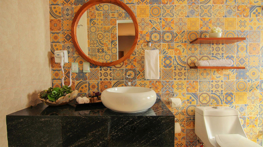 Bathroom 4, Ekléctic Hotel Boutique, Guadalajara