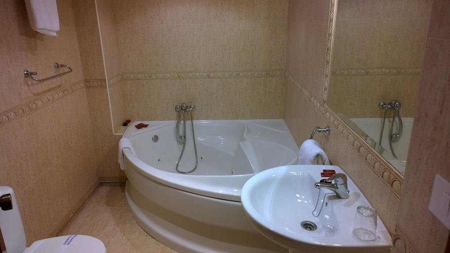 Bathroom 4, Hotel Cemar S.L., Pontevedra