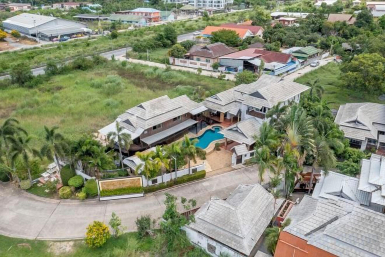 Exterior 5, Royal Boat Pool Villa - Pattaya, Bang Lamung