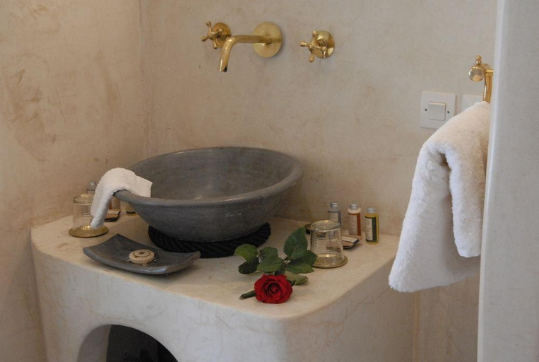 Bathroom 5, Riad Ajmal, Marrakech