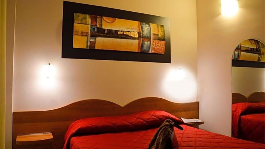 Bedroom 3, Aurora, Bologna