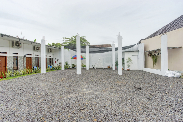 Lobby 5, 90124 Oemah Ratu Hostel Syariah, Bandar Lampung