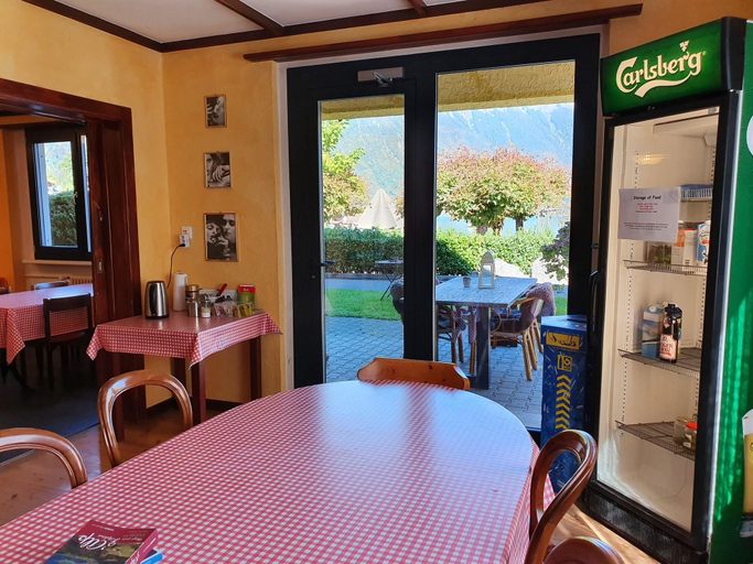 Public Area 2, Lake Lodge Hostel, Interlaken