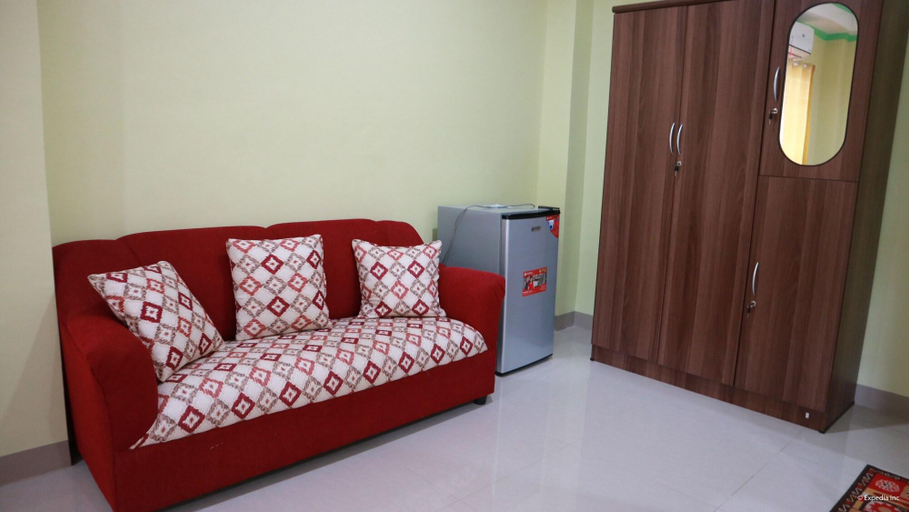 Room 2, La Fela Pension House, Oslob