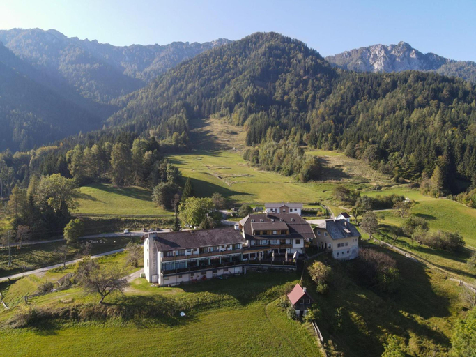 General view 4, Baumgartnerhof, Villach Land