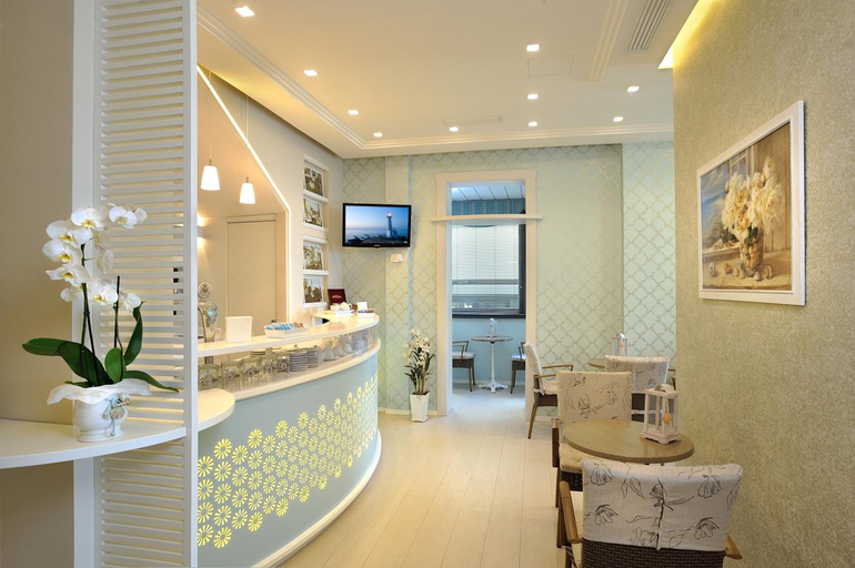 Bathroom 5, Principe, Rimini