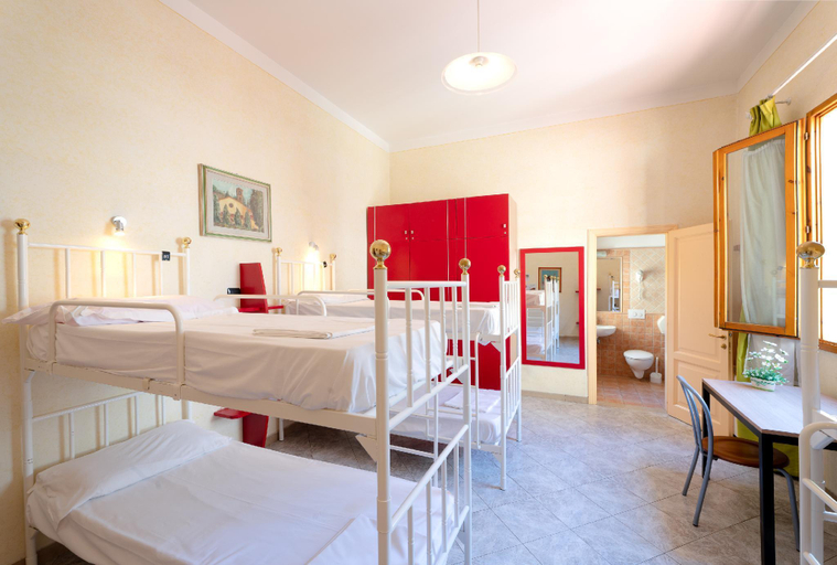 Bedroom 2, Archi Rossi Hostel, Florence